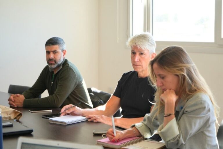 c01d25ba50b5563f2a6c27bb1ebacaa6_XL