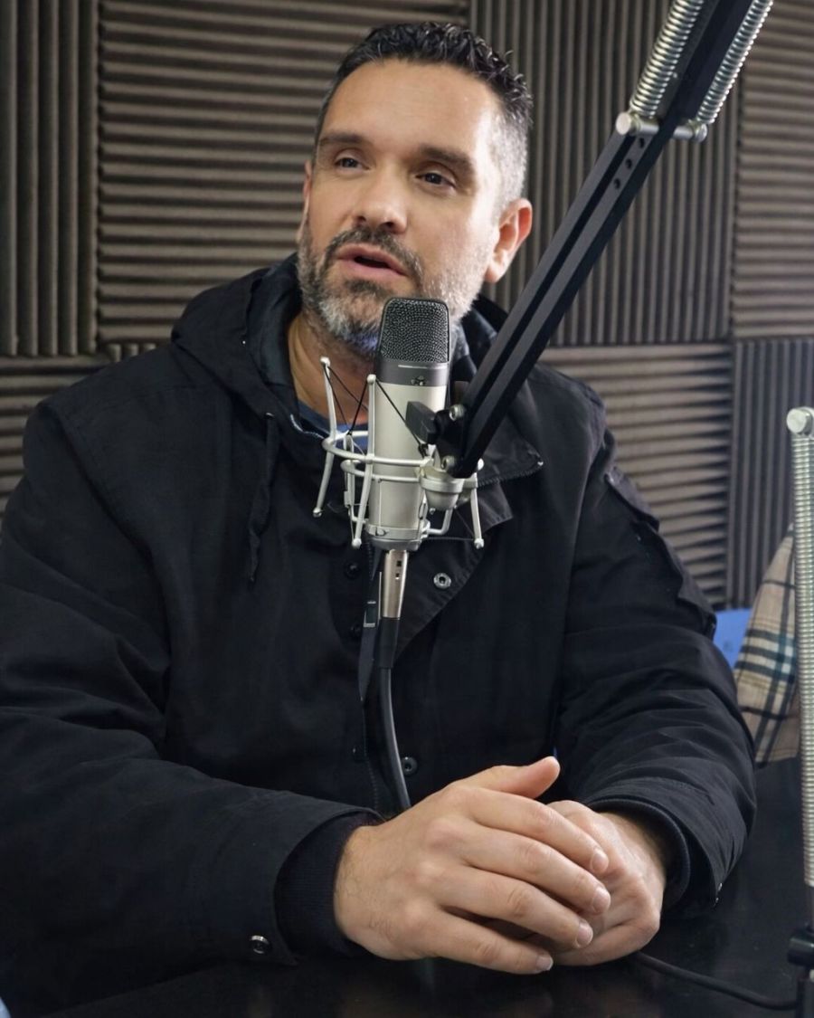 ce8339cf8f763de970a00c9734af7049_XL