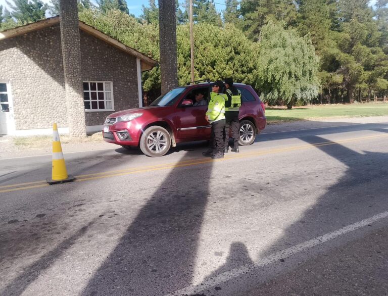 e7ed04b3-742b-447e-a00f-ff923a23c926