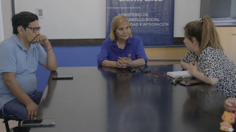 22601bc6eeb3983db6d6daf8734093b2_XL