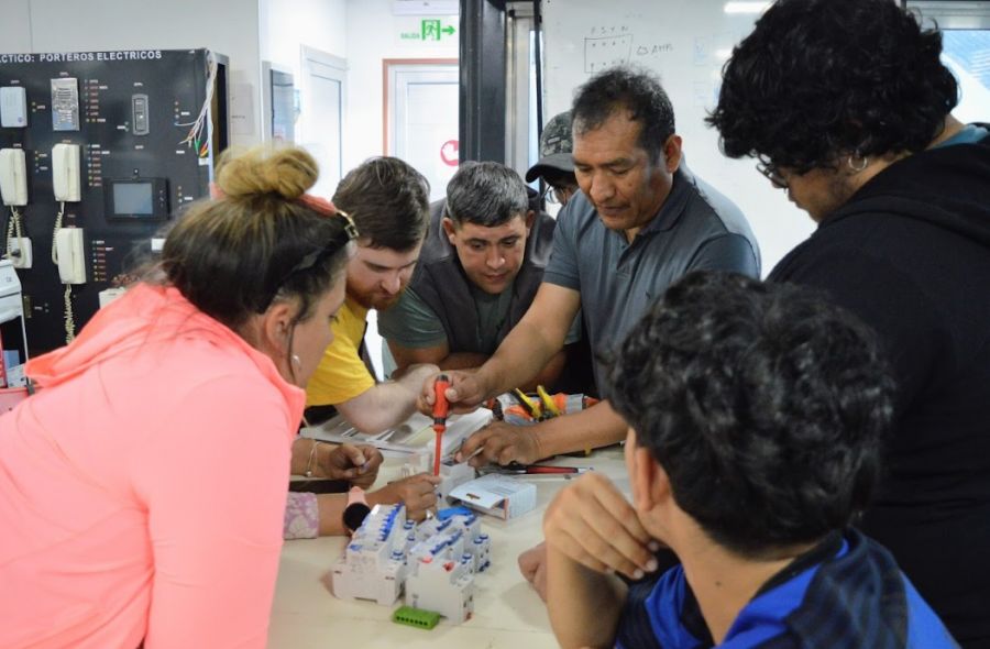 490bcacc9ebbed44676b37a9f508092f_XL