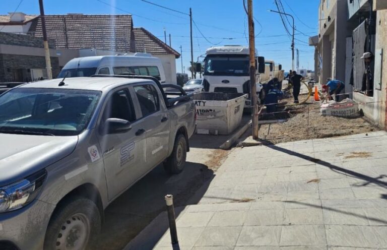 4b0d9358a4a59a5fef8bb75c88a5f038_XL