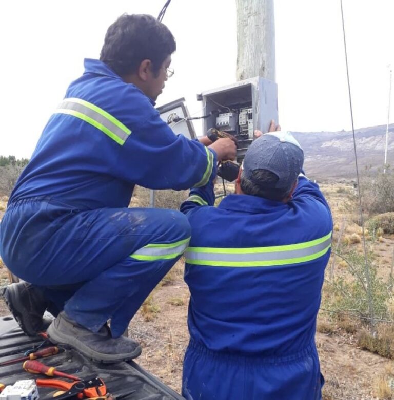 5cade5f0a36c657677c472fcfeb7c240_XL