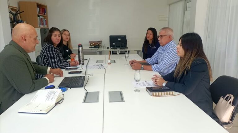 6135d37a453deccdba284122e3be783b_XL