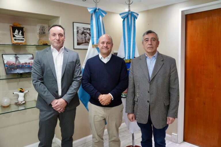 a3563034deee4b36737fdb5c33612f6d_XL