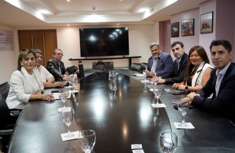 a950cd03e27d5bc6f7948611fb051c15_XL