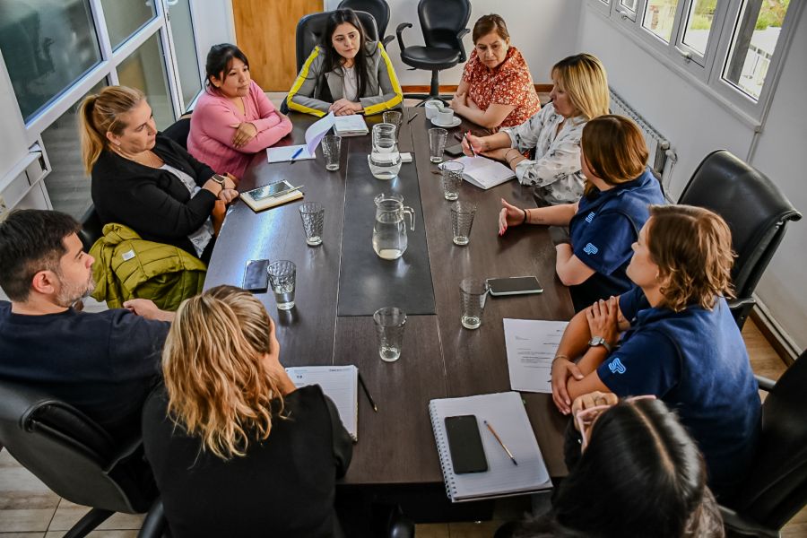 b2585f0b0adb8e4fa10fe8ce6d7dacf1_XL