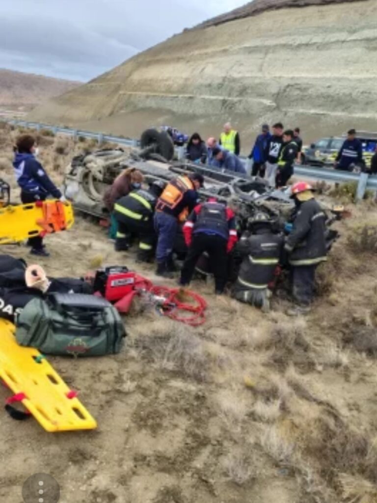 ee99b492-67cc-4436-ad6c-3697fdf62cff