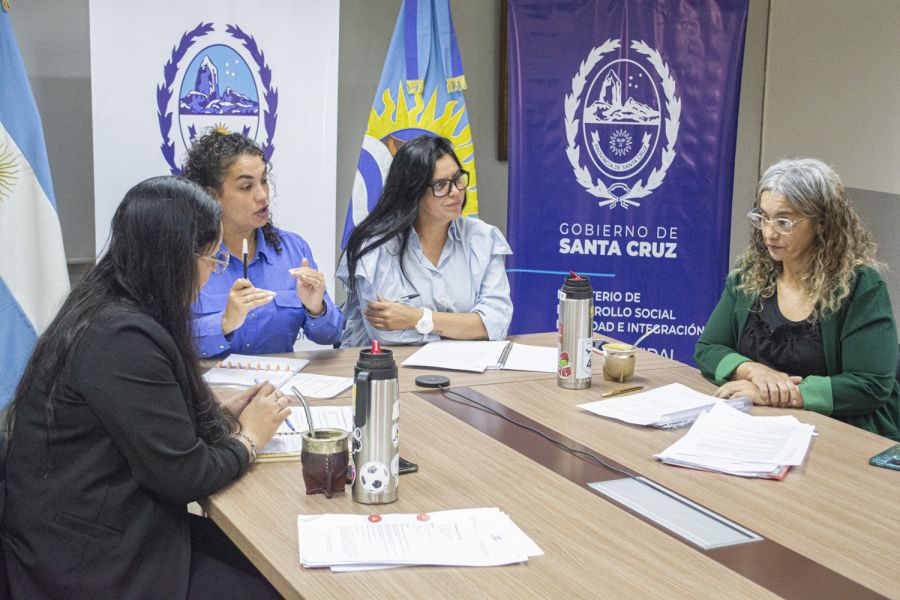 006f9d438098fe1f83d88d2e0175cc72_XL