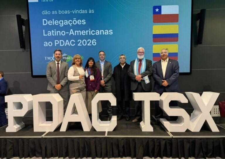 1594a542868970656a533dfa7d58a771_XL