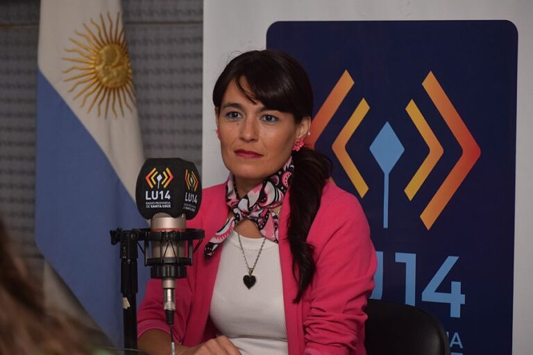 1f5fc236c74450716814f956aea56745_XL