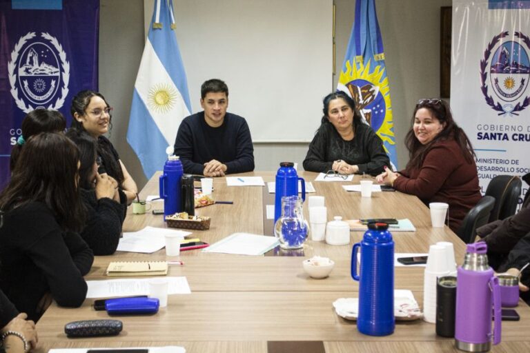 5ab31f0ec0fdbdb4c0a0b41ed80a7e04_XL