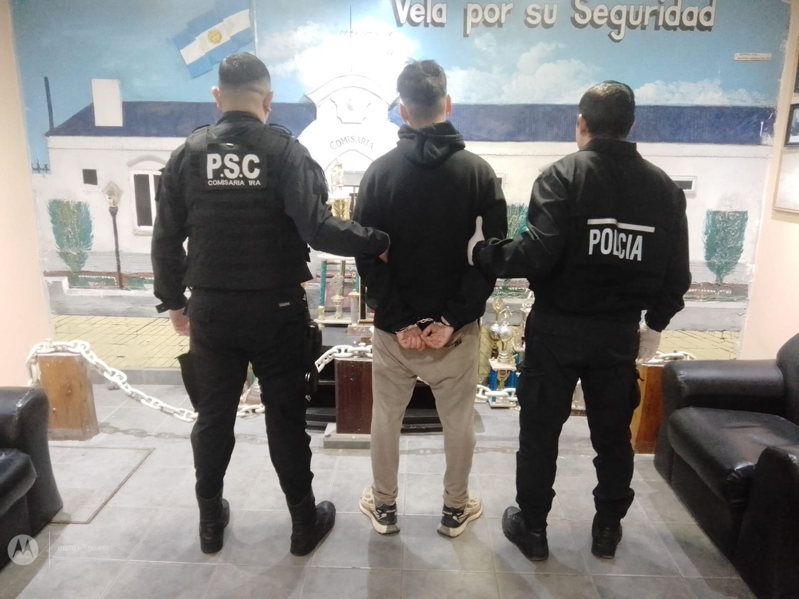 7dad8b3d-2b0e-4f3f-9343-eb9fb09f882c