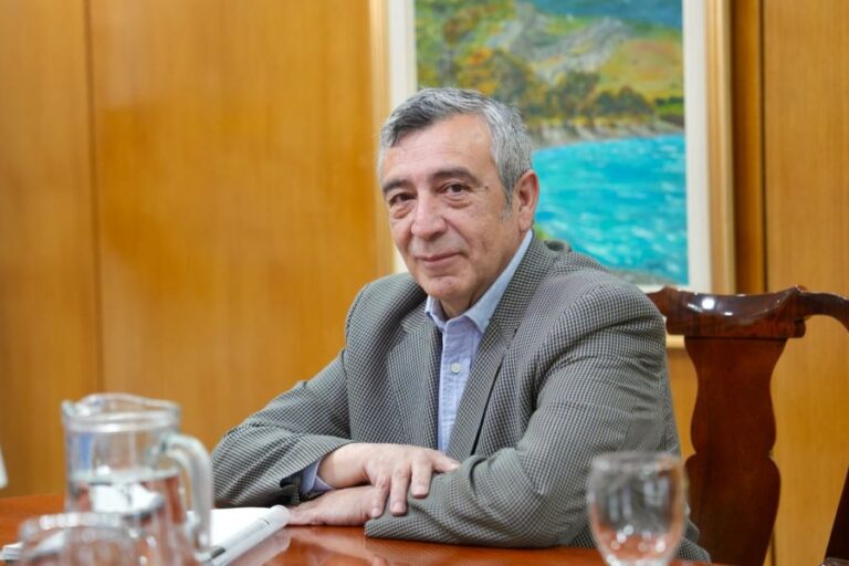 b635fb9430233edfe6e35e7be6c64e2c_XL