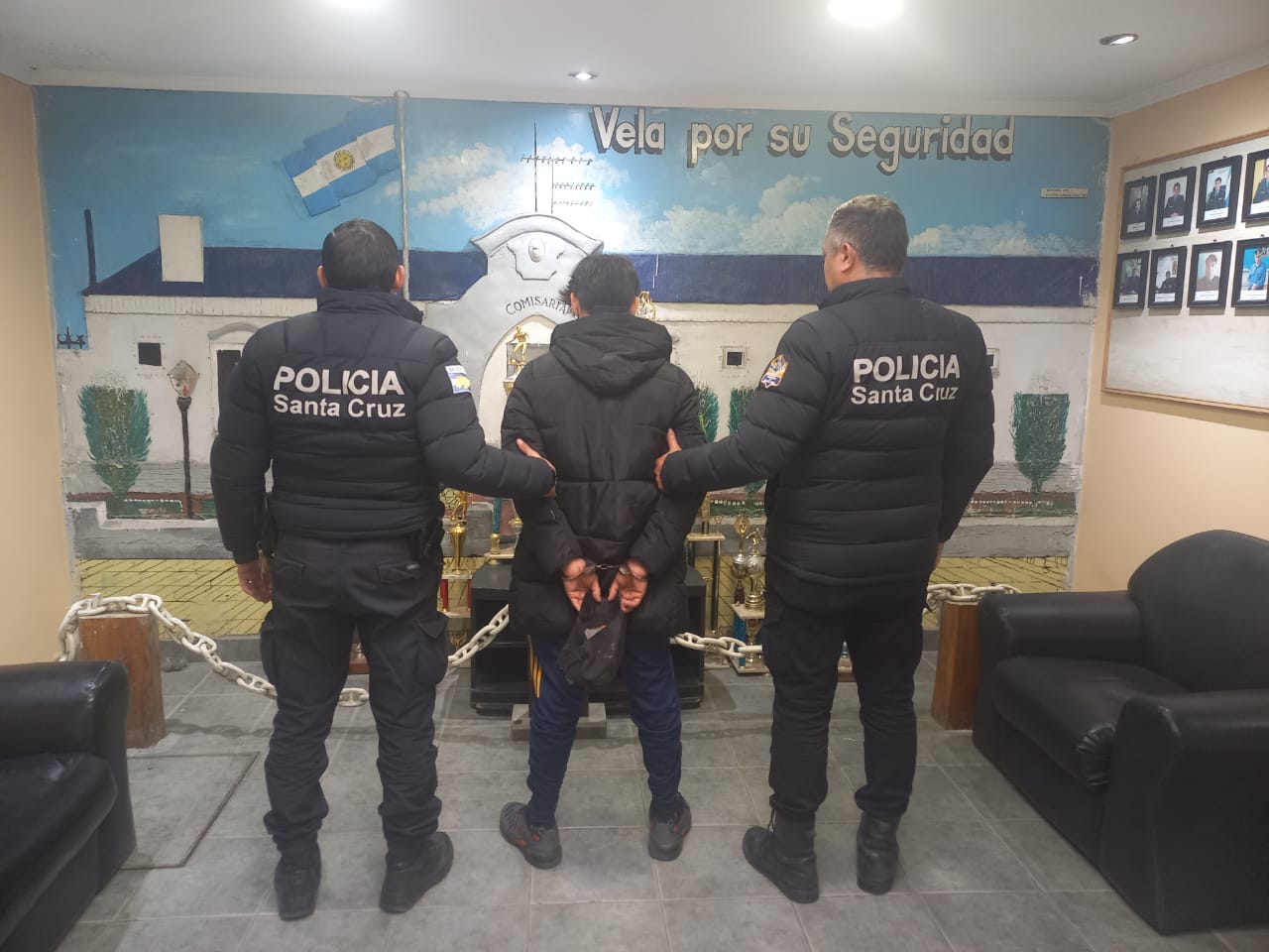 d02a8ca3-b8db-40e8-b111-393481f163ce