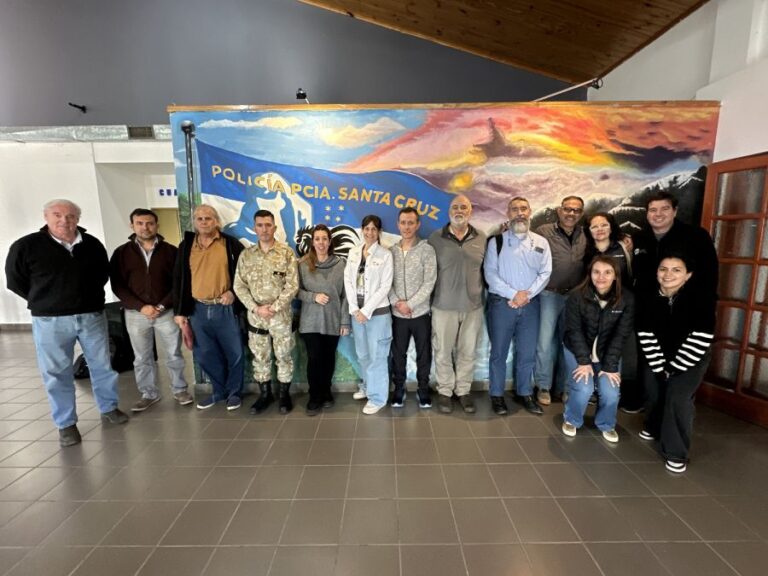 d293044d5b2d671ddec9505b0eac1f6c_XL