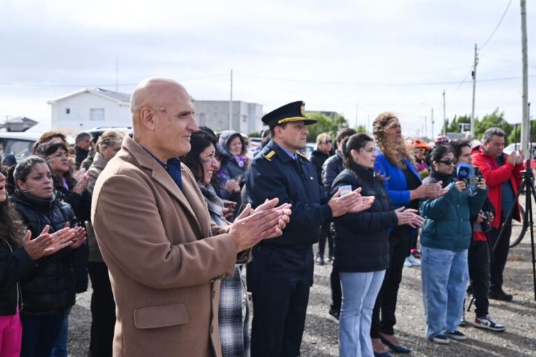 d59636f52dc2d15707bf73f39e180a72_XL