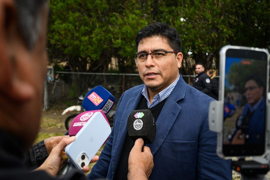 9a09fae4d49fb669bb08fdcbdc63dd2e_XL